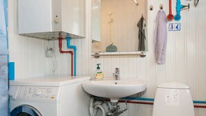 Bathroom - Peaceful Holiday Home in Juelsminde With Sauna (Horsens)
