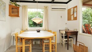 Dining - Serene Holiday Home in Svendborg With Foosball Table (Svendborg)