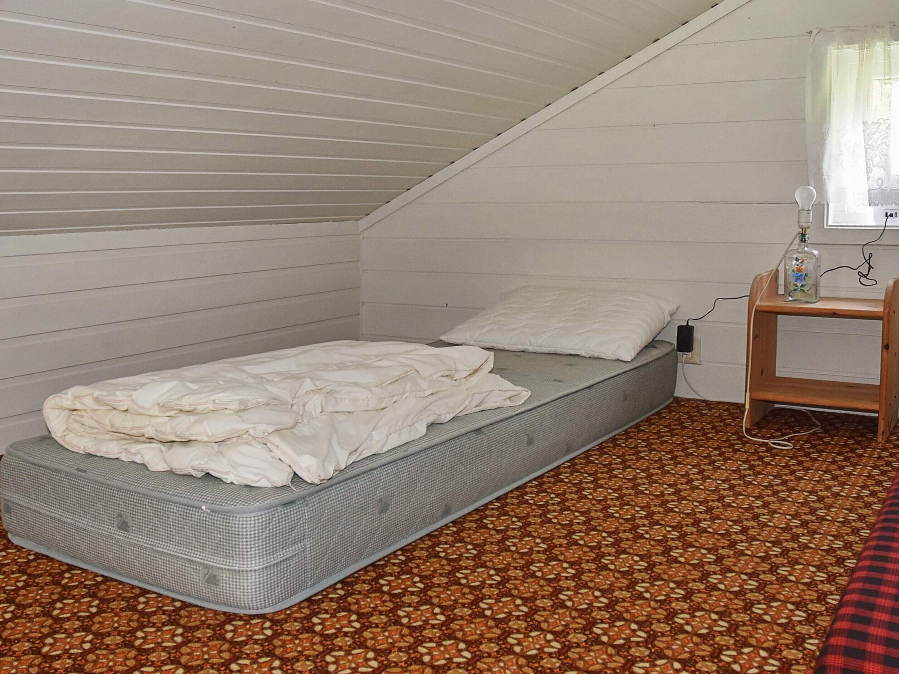 4 habitaciones y muebles diferentes 
