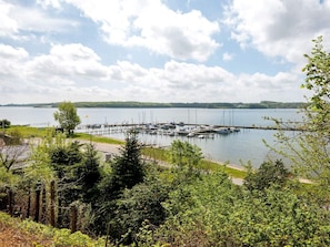 House | Water view