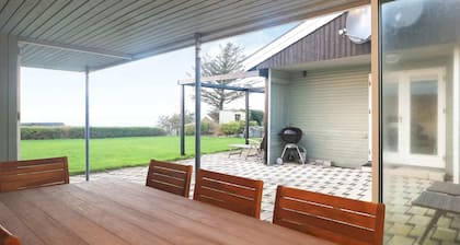 Beachfront Family Retreat - By Traum Ferienwohnungen