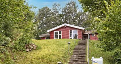 8 Person Holiday Home in Borkop
