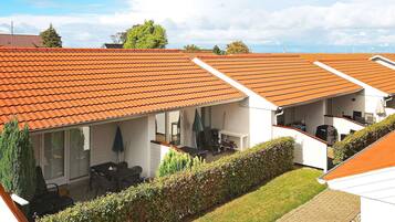 House | Outdoor dining