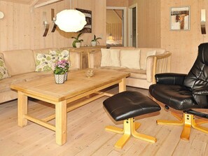 House | Interior - Scenic Holiday Home in Hemmet near Ringkobing Fjord (Ansager)