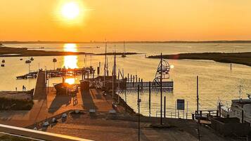 Apartment | Water view