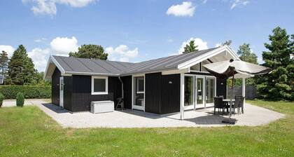 Cozy Holiday Home in Væggerløse With Private Whirlpool