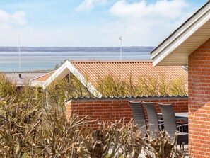 Hus | Utsikt mot vattnet