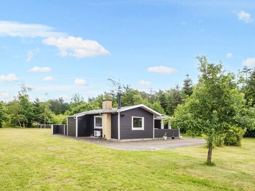 6 Person Holiday Home in Kolind-by Traum