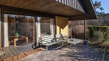 House | Outdoor dining