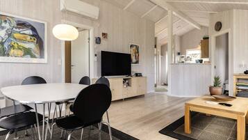 House | Dining