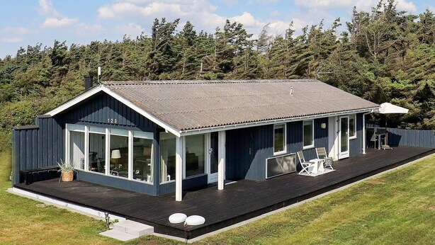 Exterior - Quaint Holiday Home in Løkken Jutland With Stunning View (Lokken)