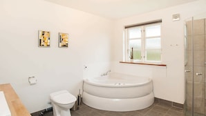 Spa treatment - Vintage Holiday Home in Rødby With Hot Tub (Rodby)