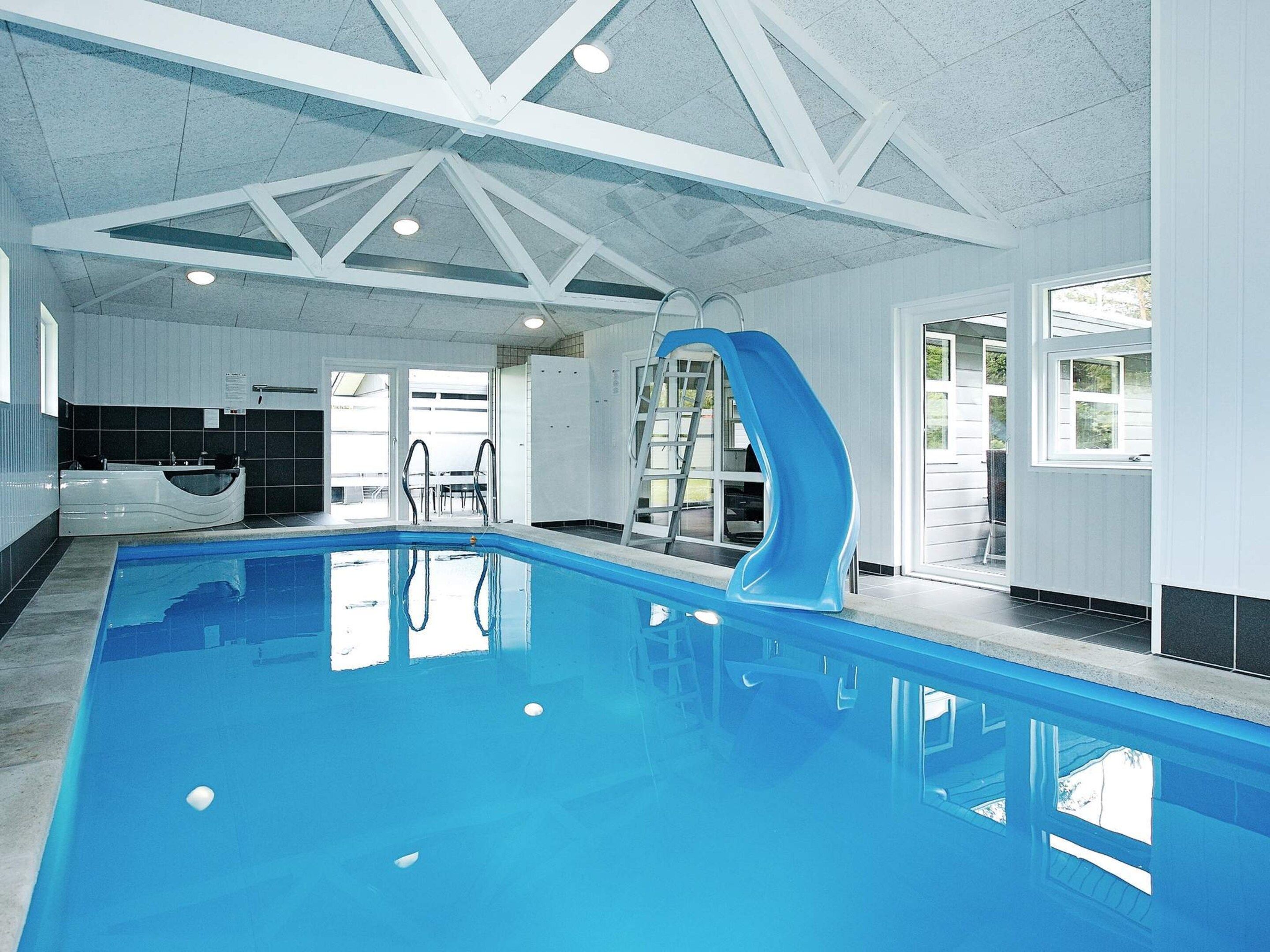 Ferienhaus | Pool | Innenpool, Außenpool