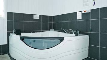 House | Spa treatment