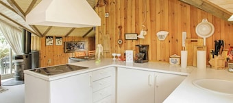 6 Person Holiday Home in Oksbol-by Traum