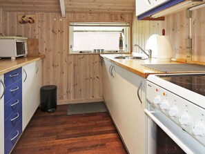 House | Interior - Alluring Holiday Home in Storvorde near Sea (Storvorde)