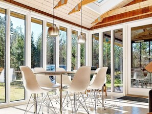 House | Dining
