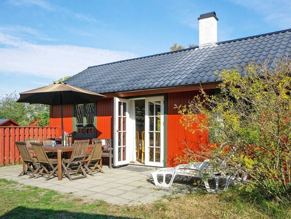 House | Outdoor dining - 6 Person Holiday Home in Nexo (Nexø)