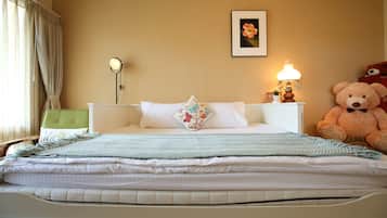 Gallery Double Room (ST2) | Individually decorated, individually furnished, desk, soundproofing