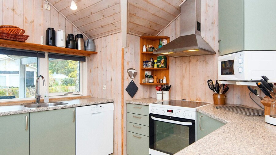 10 Person Holiday Home in Farvang-by Traum