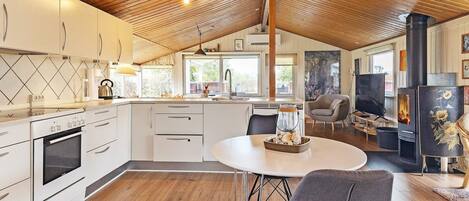 House | Private kitchen | Highchair