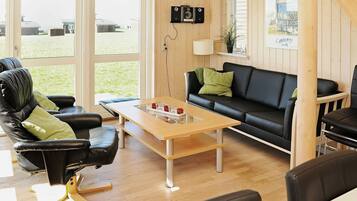 House | Living room | DVD player, MP3 dock