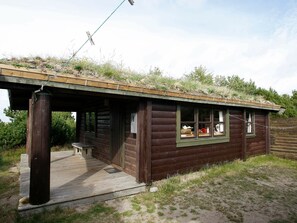 Exterior - Peaceful Holiday Home in Laeso Denmark Amidst Nature (Læsø)