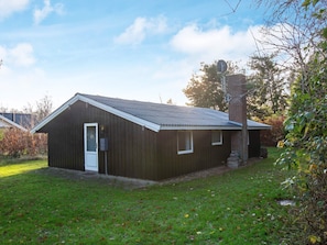 Exterior - Cosy Holiday Home in Kalundborg Near the Beach With Jetties (Kalundborg)