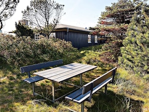 House | Outdoor dining