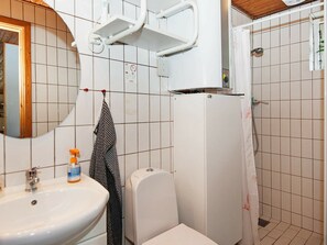 House | Bathroom