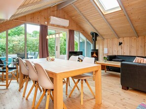House | Dining - 5 Person Holiday Home in Oksbol (Oksbol)