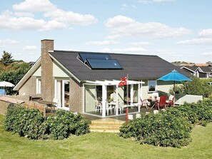 Exterior - Beautiful Holiday Home in Vinderup Near Sea (Vinderup)