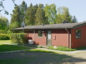 Exterior - 6 Person Holiday Home in Praesto (Praesto)