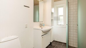 Unclassified image, 5 of 22, button - Aluring Holiday Home in Fjerritslev With Terrace (Fjerritslev)