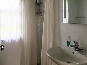 Bathroom - 4 Person Holiday Home in Hals (Hals)