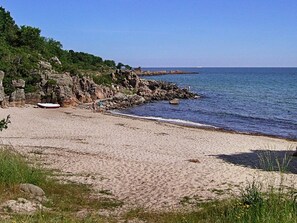 House | Beach - Spacious Holiday Home in Bornholm near Sea (Allinge)