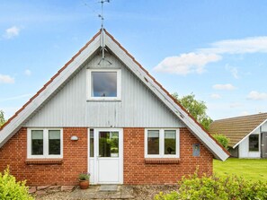 House | Exterior - 8 Person Holiday Home in Juelsminde (Horsens)