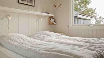 House | 2 bedrooms, individually furnished