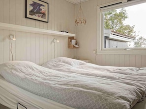 House | 2 bedrooms, individually furnished
