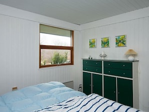 3 bedrooms, cots/infant beds - 6 Person Holiday Home in Knebel (Knebel)