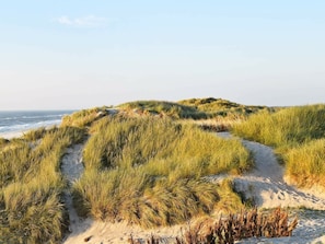 Beach - Alluring Holiday Home in Hvide Sande With Sauna (Hvide Sande)