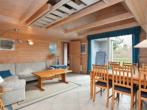 DVD player, MP3 dock - Modern Holiday Home in Eskebjerg Near Sea (Eskebjerg)