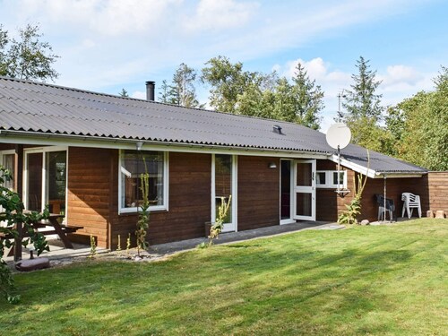 Cozy Holiday Home in Ulfborg near Sea
