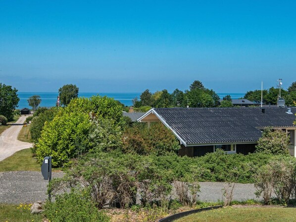 منزل | إطلالة على المياه