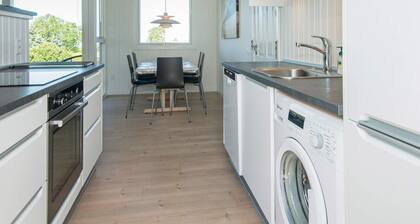 6 Person Holiday Home in Allingabro-by Traum