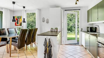 House | Private kitchen | High chair