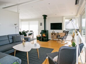 House | Living area - Secluded Retreat by Water - By Traum Ferienwohnungen (Faaborg)