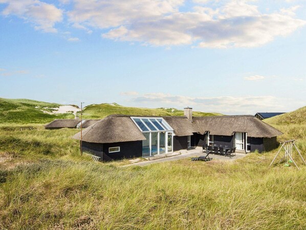 House | Exterior - 12 Person Holiday Home in Hvide Sande (Hvide Sande)
