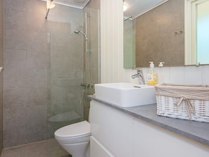 Bathroom - 7 Person Holiday Home in Grenaa (Grenaa)