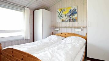 4 bedrooms